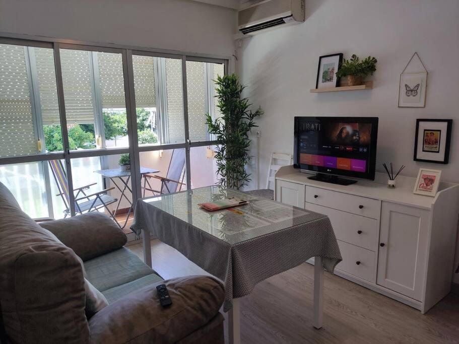 סביליה Cozy And Well Connected Apartment מראה חיצוני תמונה
